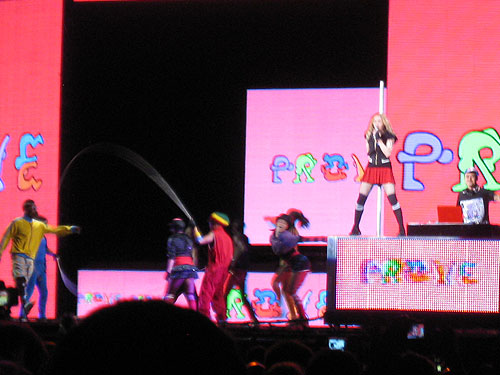 090808-madonna05 090808-madonna05